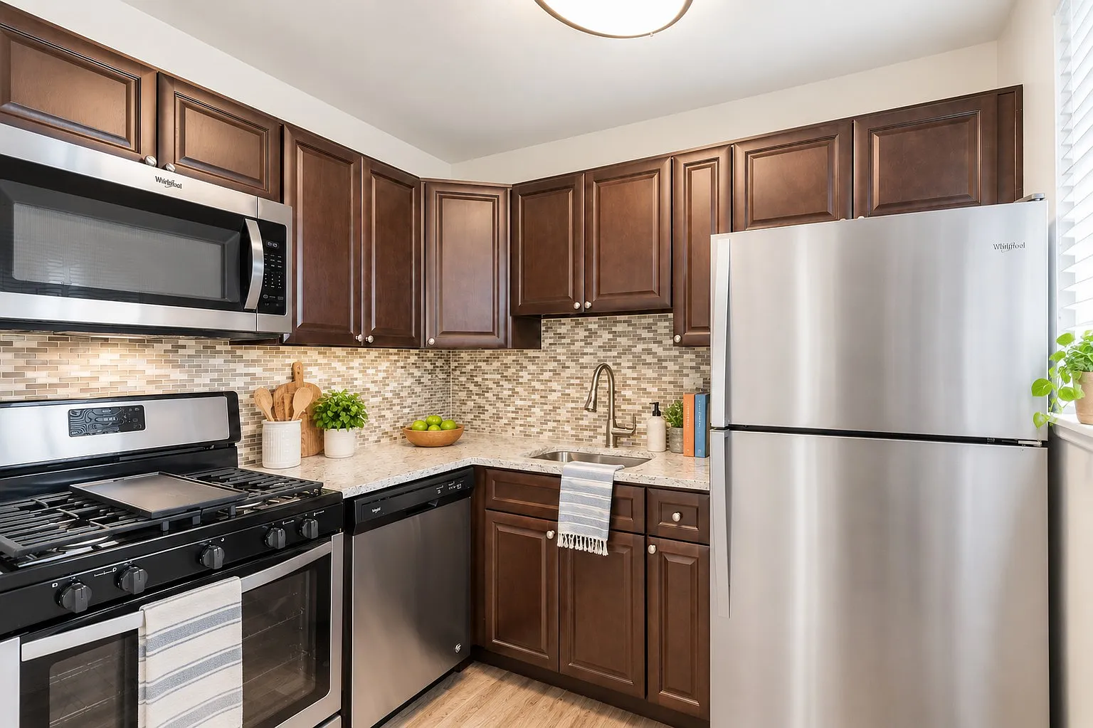 Charlesmont Apartment Homes — Photo 1