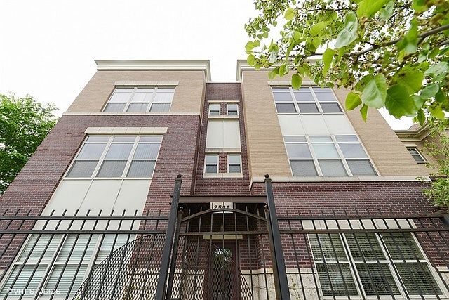 1st image of 2501 W Grenshaw St Unit 3W