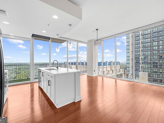 3rd image of 855 Peachtree St NE Unit 2513