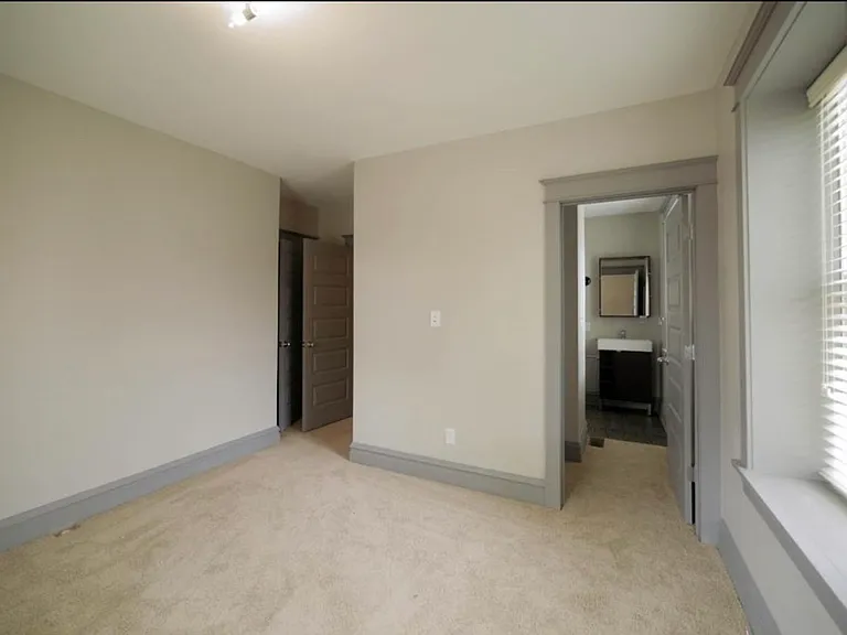 4336 McRee Ave #E — Photo 9