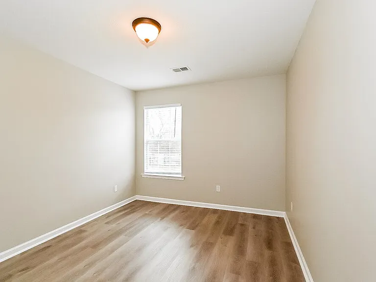 663 Buttermilk Dr — Photo 12