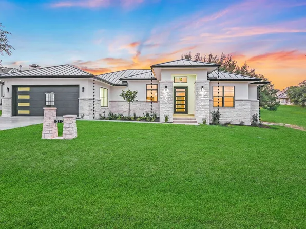 2912 Bay West Blvd, Horseshoe Bay, TX 78657