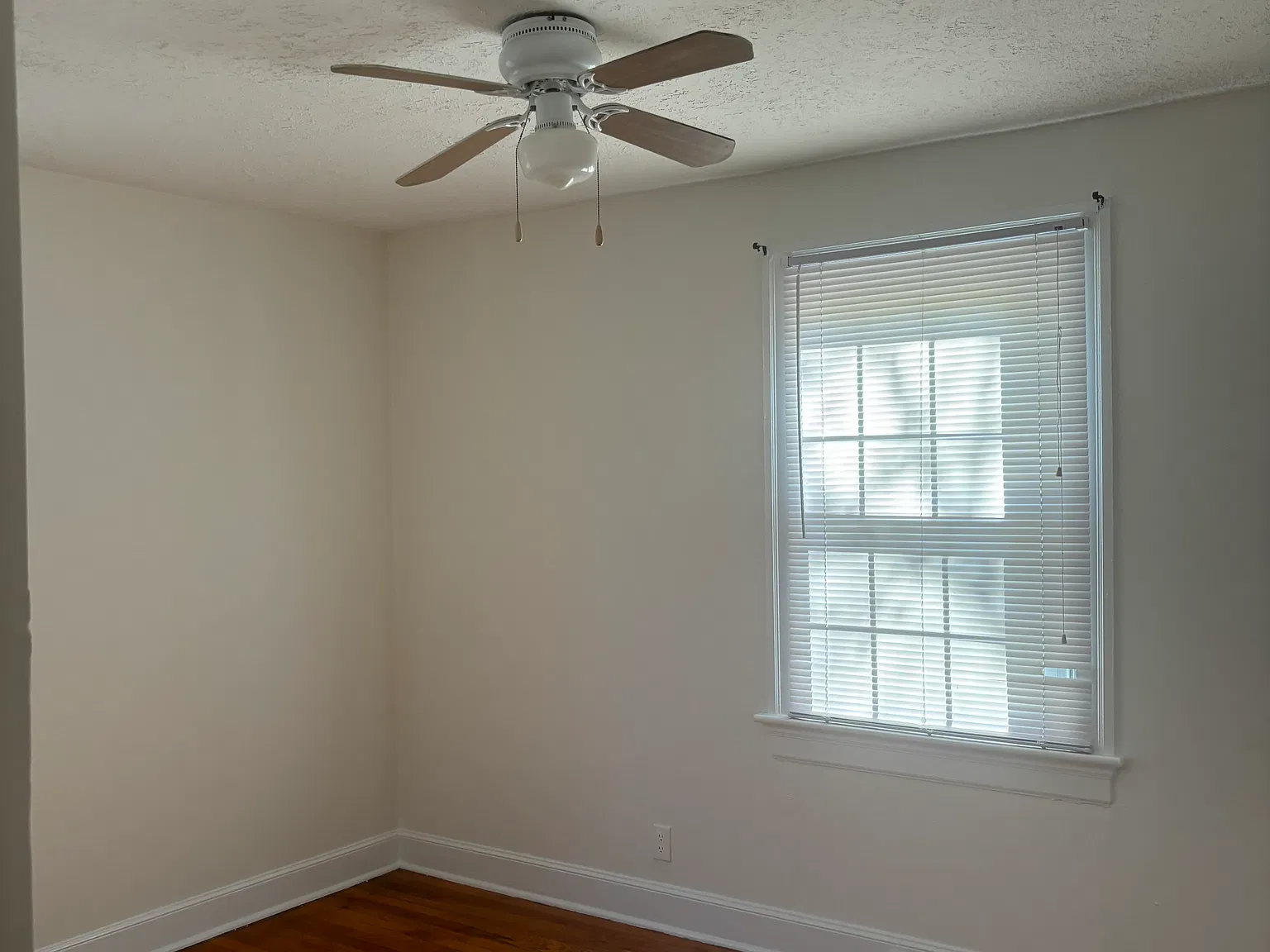 2 bed, 737 sqft, $975 — Photo 3