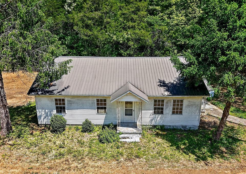 1st image of 2176 Jennings Creek Rd