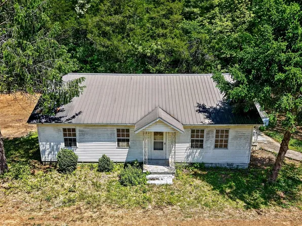 2176 Jennings Creek Rd, Whitleyville, TN 38588