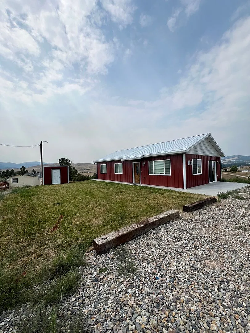 5584 Windy Ridge Dr — Photo 1