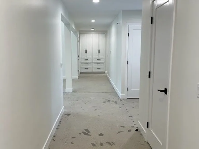 3276 Valarie Ave — Photo 10