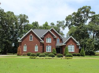 607 Walnut Creek Dr, Goldsboro, NC 27534