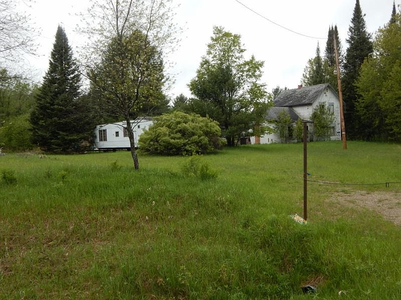2nd image of 1422 S Hubbard Lake Rd