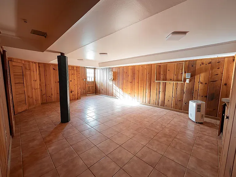 9322 W Parkhill Dr — Photo 32