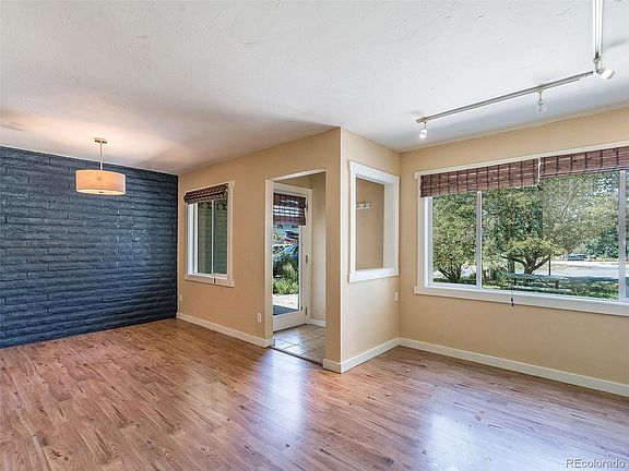 3rd image of 1 Cedar Ct
