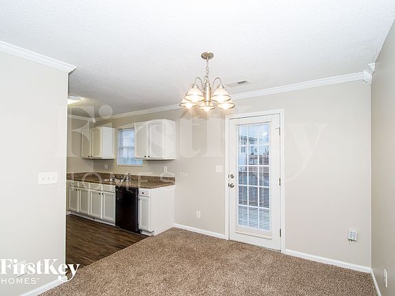 5th image of 604 Rays Ln SE