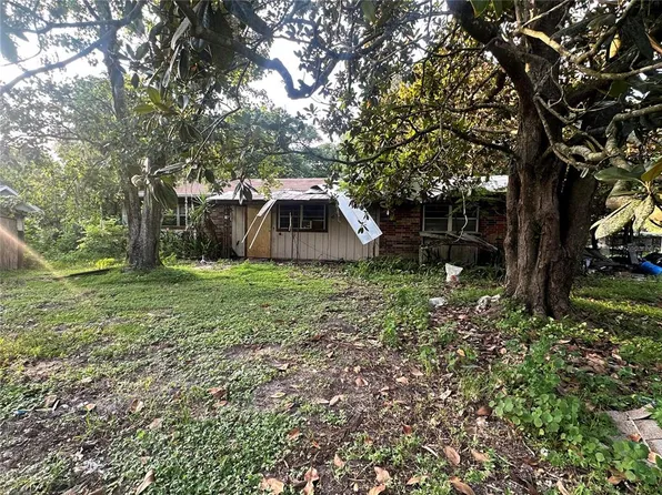 4424 Foxtown N, Polk City, FL 33868