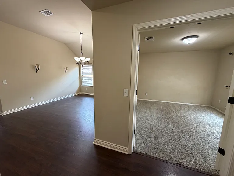 3420 Bear Mountain Dr — Photo 5