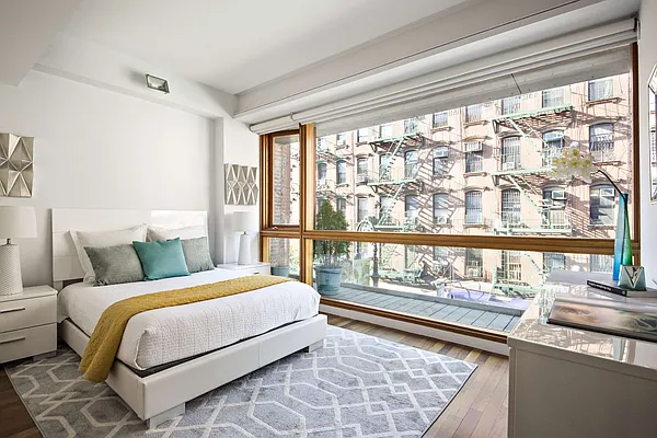 Sold by Stribling | media 1