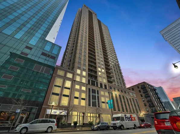 1111 S Wabash Ave APT 1905, Chicago, IL 60605