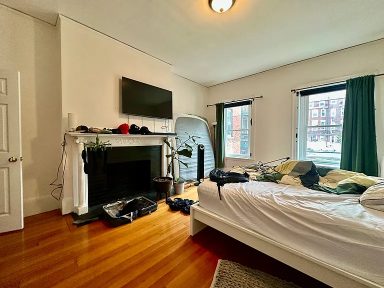 1683 Beacon St #2 — Photo 16