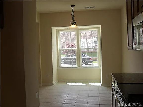 Front yard view from the Kitchen Breakfast area.