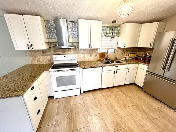 5th image of 5198 Dogwood Dr