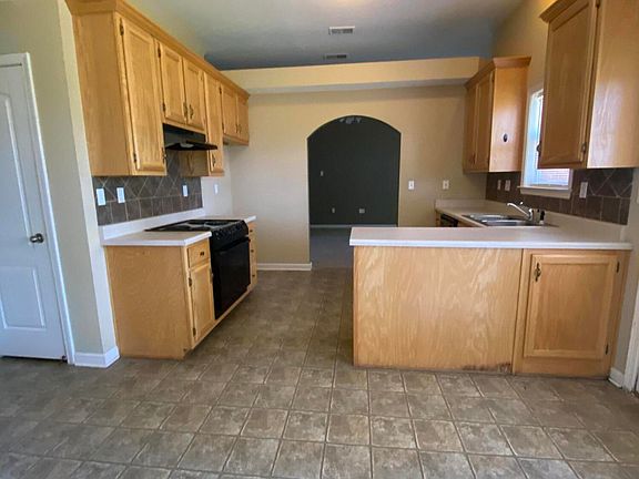 2nd image of 10663 Cornell Dr
