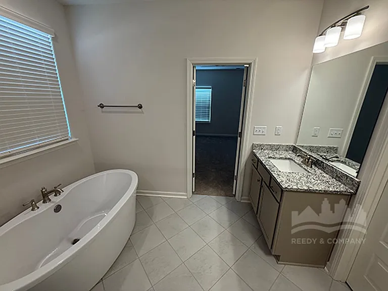 340 Chesnut Ridge Cv — Photo 12