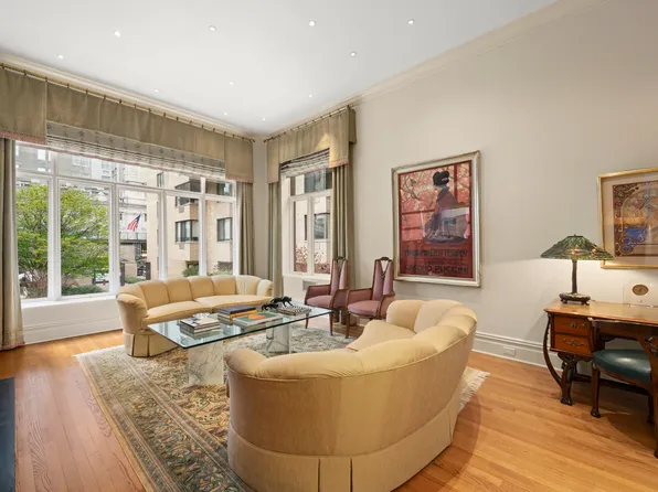 4 East 62nd Street image 1 of 16