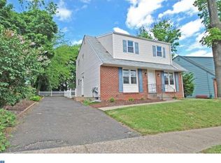 2831 Lamott Ave, Willow Grove, PA 19090