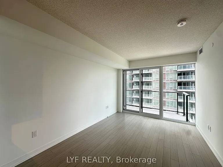 4010 Eglinton Ave W #1207 — Photo 5