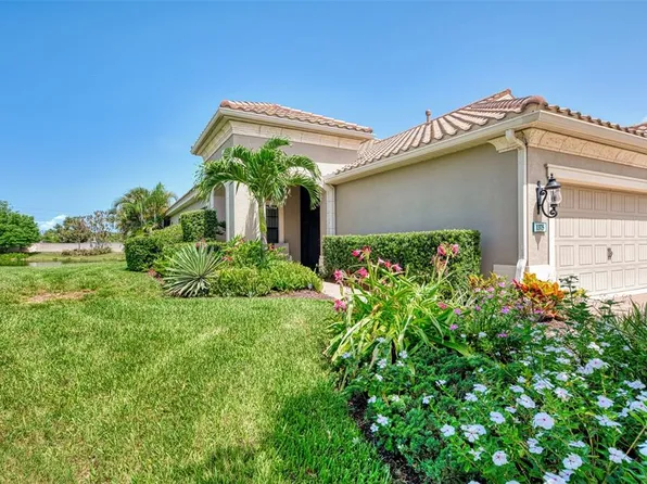 1375 Backspin Dr, Englewood, FL 34223