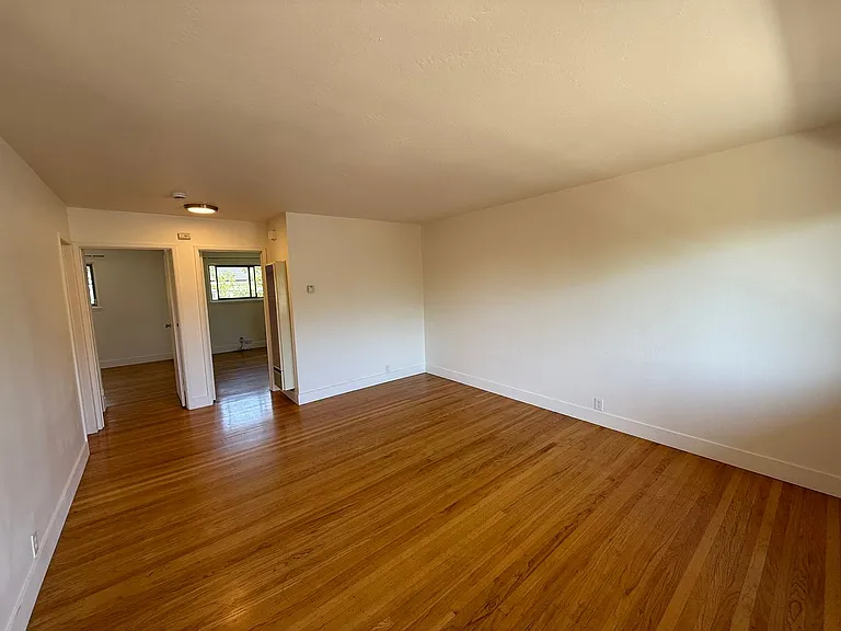 3138 California St #2 — Photo 4