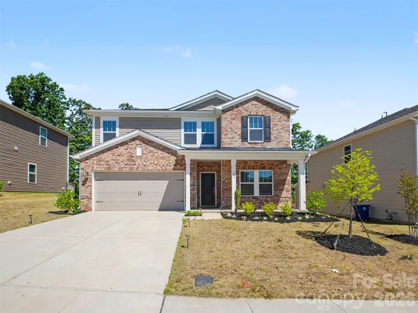 155 Bird Dog Dr, Mooresville, NC 28115