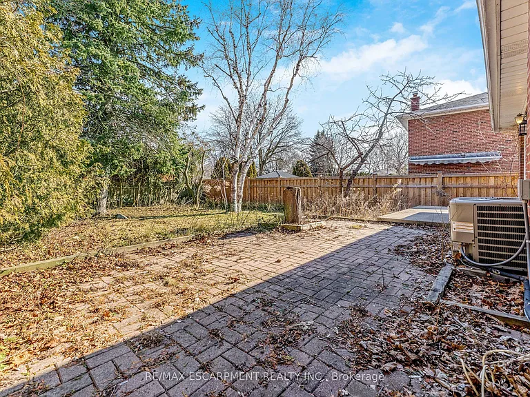 113 Poynter Dr — Photo 24