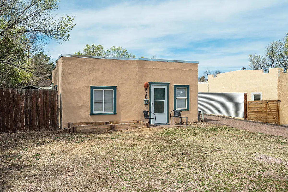 Building Photo - 14 Iowa Ave