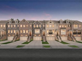 5850 Terrace Bend Way #71, Peachtree Corners, GA 30092