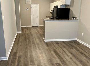 9 Tunic Ave, Capitol Heights, MD 20743