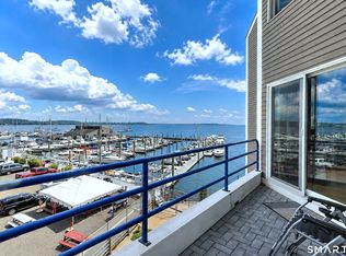 10 Harbour Close #10, New Haven, CT 06519