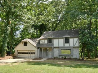 380 Hearthside Dr, Winston Salem, NC 27104