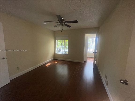 3rd image of 437 Vista Isles Dr APT 2215