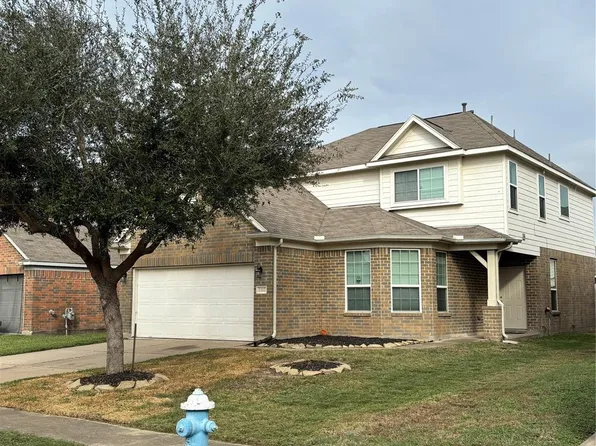 2322 Alcove Foster Ct, Fresno, TX 77545