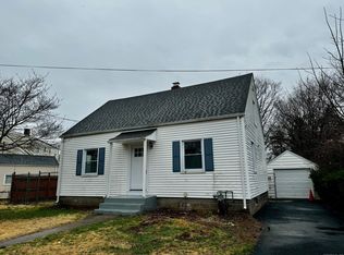 14 Rockview Rd, Hamden, CT 06514