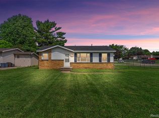 5439 Richfield Rd, Flint, MI 48506