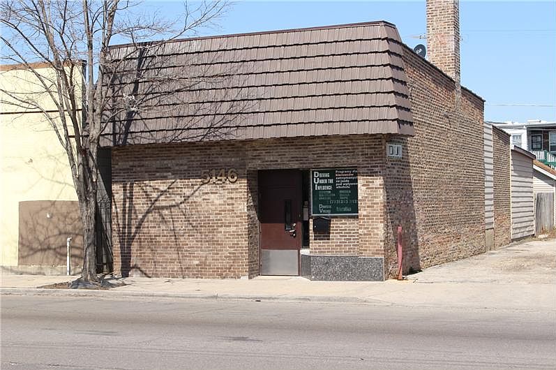 1st image of 5146 W Belmont Ave