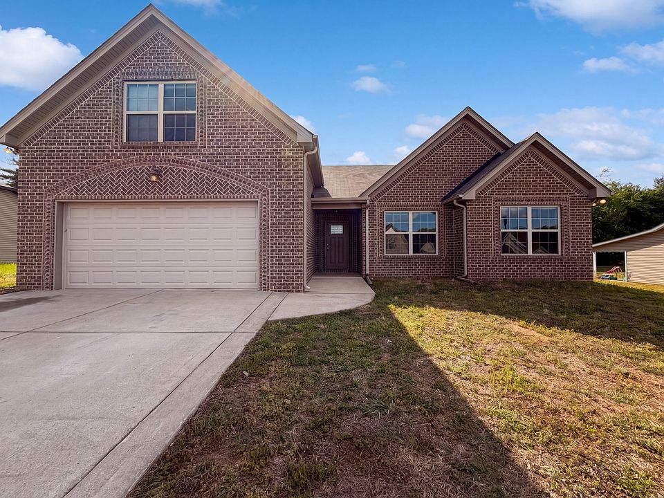1st image of 447 Golf Club Ln