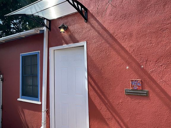 3rd image of 4856 W 63rd St