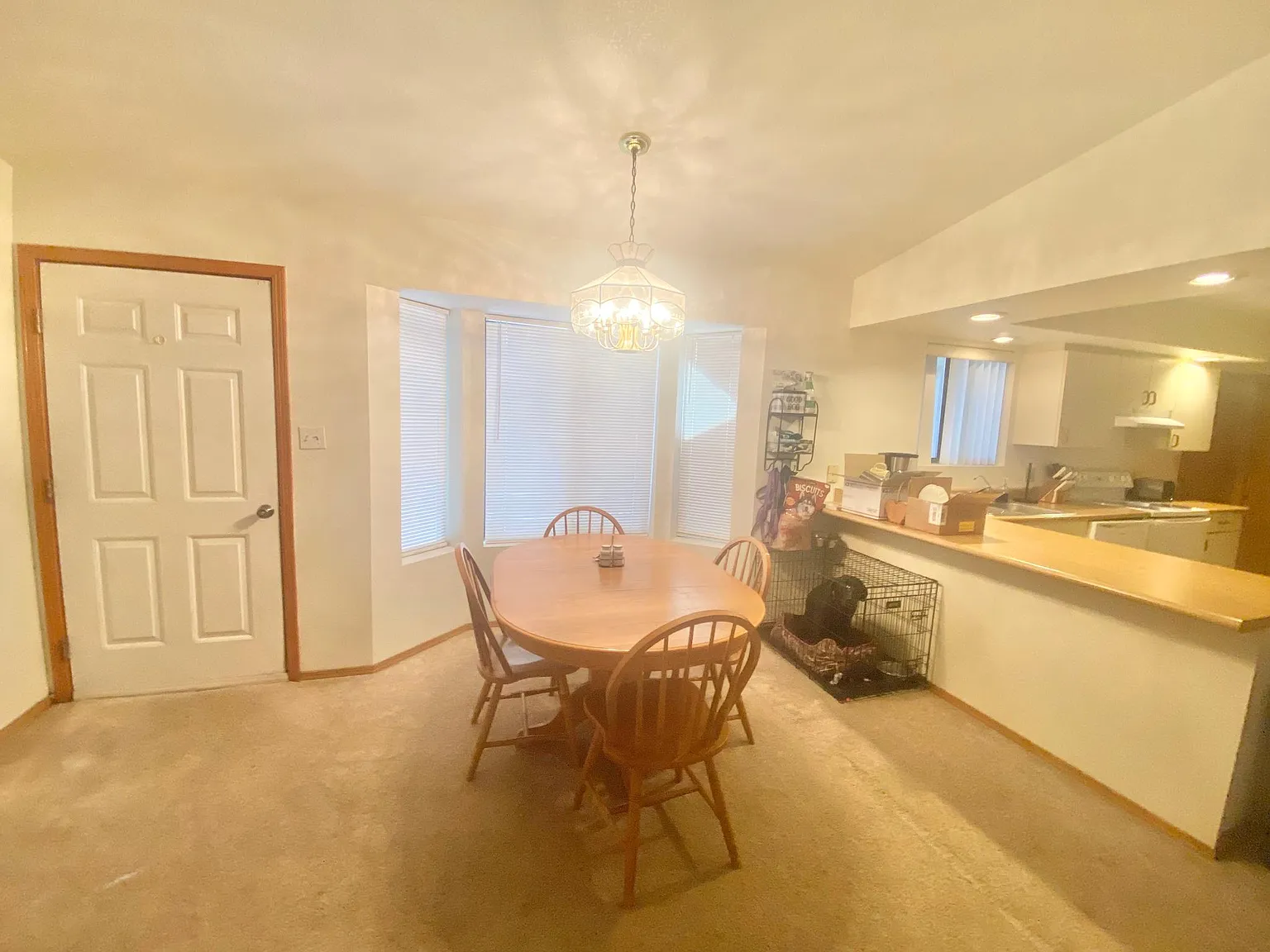 3 bed, 1069 sqft, $1,400 — Photo 4