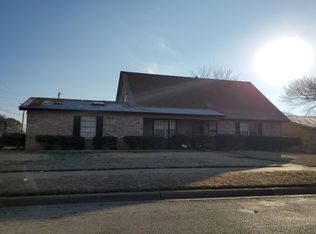 6601 Plantation Rd, Forest Hill, TX 76140