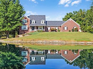 1215 Springvalley Rd, Troy, IL 62294