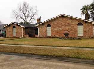 2706 Marilyn Ln, Port Neches, TX 77651