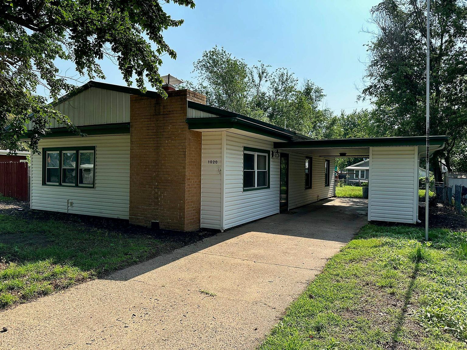 1020 N 9th St, Arkansas City, KS 67005 Zillow