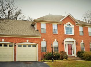 13701 Helmsly Ct, Centreville, VA 20120